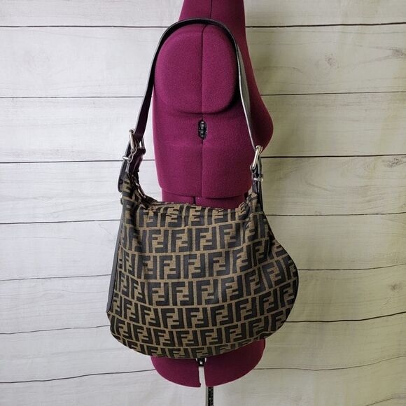 Fendi Zucca Oyster Baguette Shoulder Bag Monogram - Picture 1 of 16